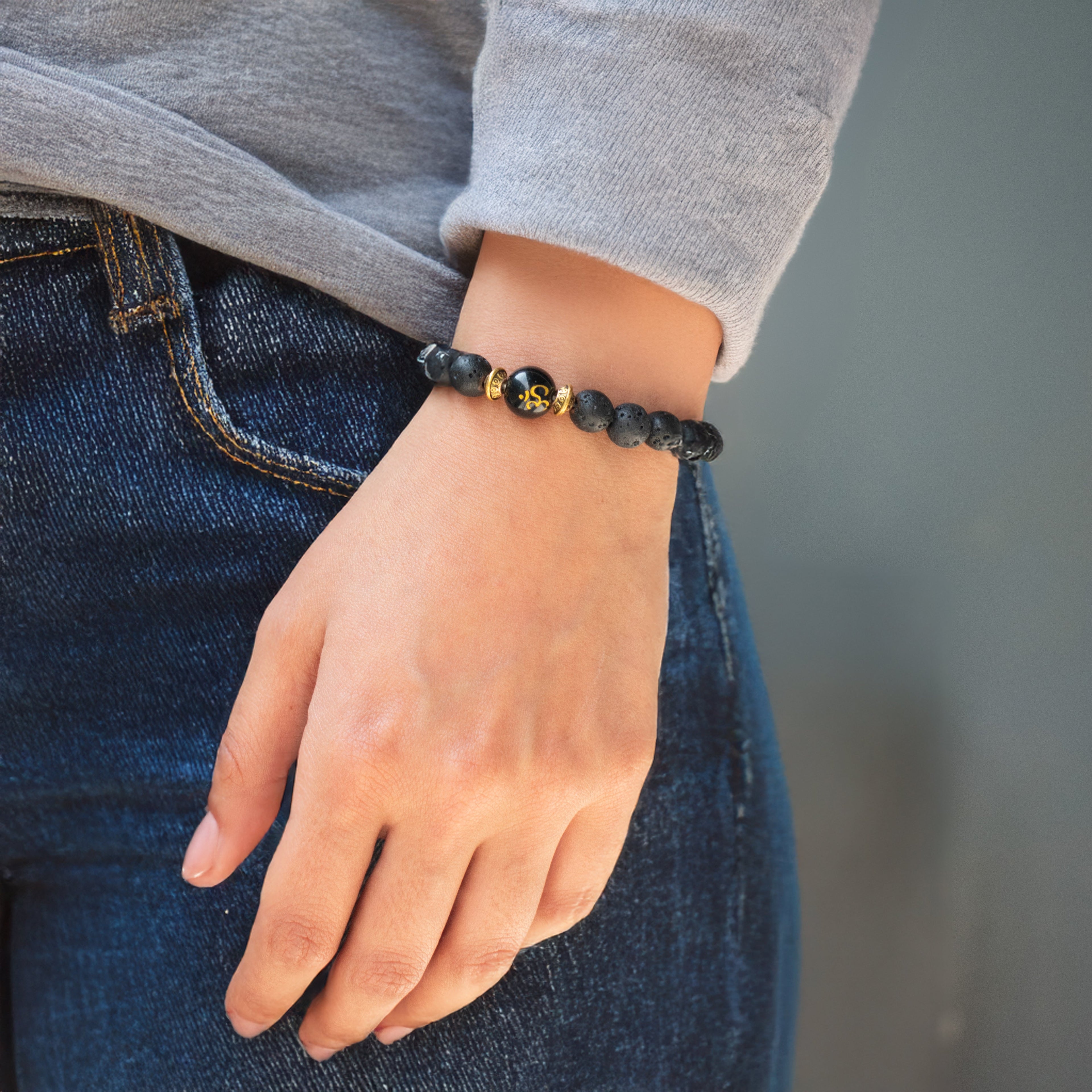 Shukr Chakra Bracelet With Om Bead